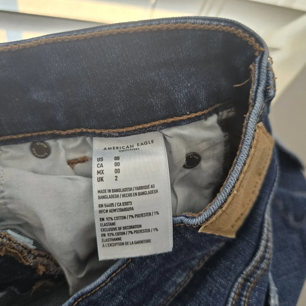 American Eagle Outfitters Shortie Blue Denim Shorts - Picture 10 of 11